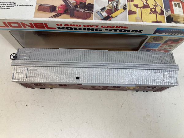 Lionel 6-5745 ATSF Bunk Car – O Gauge – Pre-Owned Very Good Condition