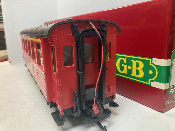 LGB 3063 Passenger Car – Pre-Owned Very Good Condition – Interior Lights via Roof Electrical Hookups