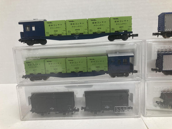 KATO N Scale Bundle (7 Count) Includes: Box cars, Flat cars, Gondola