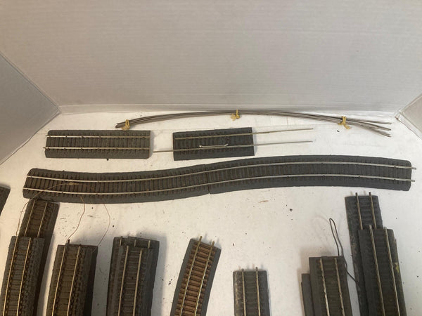 Vintage Tru-Scale HO Scale Wood Roadbed & Hand Laid Track Lot - 45+ Pcs