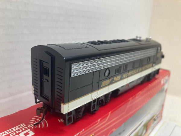 Bachmann HO 64303 Norfolk Southern F7A #4271 – DCC/Sound Value – Excellent Condition