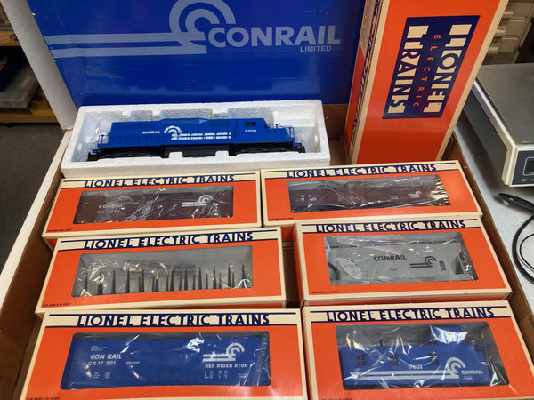 Vintage Lionel 6-11700 Conrail Limited Edition Diesel Freight Set (1987) – Complete Set