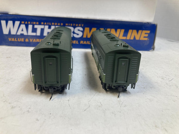 Walthers Mainline HO Northern Pacific EMD F7A & F7B Diesel Set #6511A / 6511B (DC)