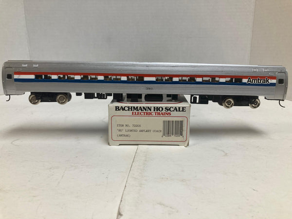 Bachmann 'HO' Amtrak Lighted Amfleet Coach #21917 (72205)