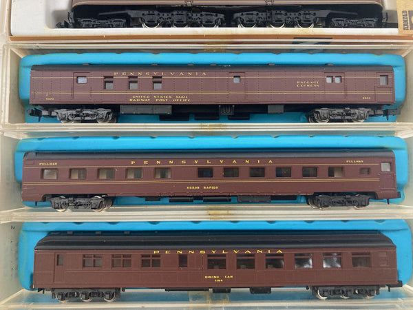 Arnold GG1 Pensylvania Tuscan N Scale w/ 4 Atlas 85' Passenger Cars: Baggage, Observation, Diner, Roomette (0275M, 2623,2651,2652,2654))