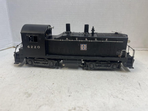 Lionel Postwar 6220 Santa Fe AT&SF NW2 Diesel Switcher - Tested & Runs Great