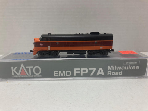 KATO EMD FP7A Milwaukee Road N Scale (176-2301)