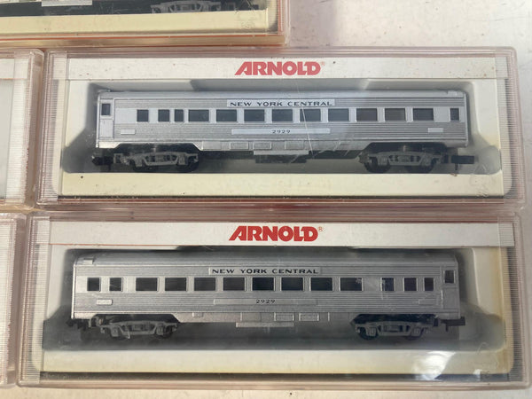 Arnold New York Central 5-Car Passenger Set – P.O. Car, 3 Coaches, Vista Dome – N Scale Good Cond.