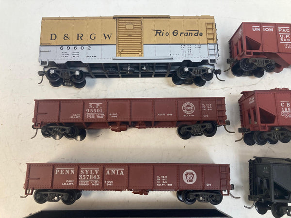 Varney HO Scale Freight Car Lot of 12 – Boxcars, Gondolas, Hoppers – Good Condition