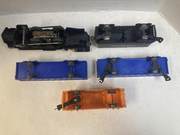 Marx O Gauge Plastic Steam Loco & Penn Central Tender Set w/ Gondolas & Pacemaker Caboose - Plastic Couplers