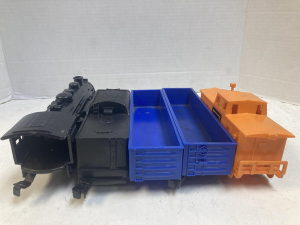 Marx O Gauge Plastic Steam Loco & Penn Central Tender Set w/ Gondolas & Pacemaker Caboose - Plastic Couplers