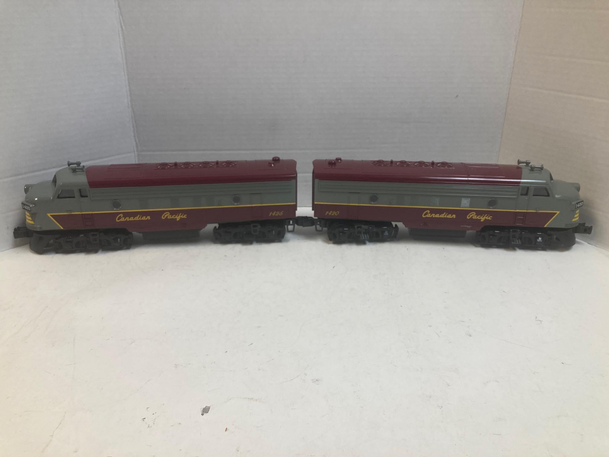 Williams Canadian Pacific F-7 AA Set #1420 Powered + #1425 Dummy — O-Gauge Diesel Pair - No Sound
