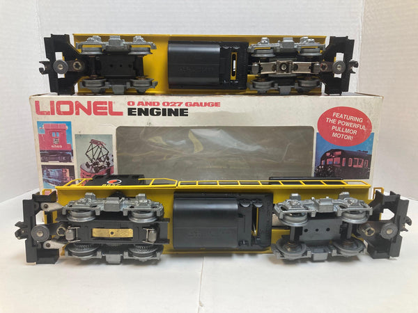 Lionel Northern Pacific U36B Powered Unit and Non -Powered Dummy Unit (6-8857, 6-8858)