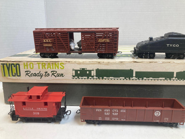 Vintage Tyco HO Train Set No. T-1003 - Switcher Runs Great! Boxed