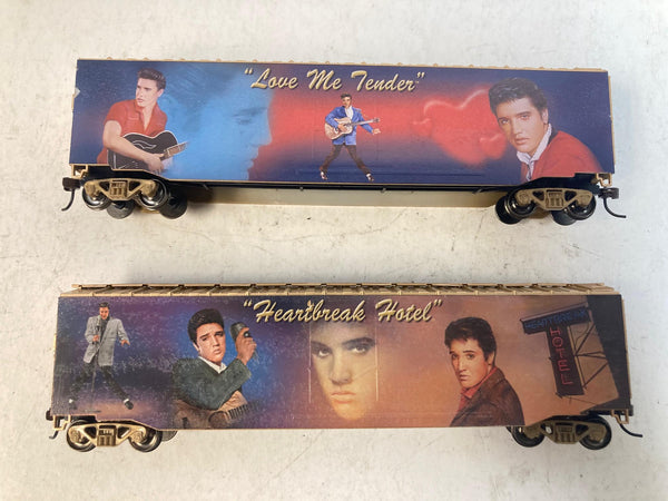 Bachmann/Hawthorne Village Elvis HO Scale 2-Car Boxcar Set “Heartbreak Hotel” + “Love Me Tender”
