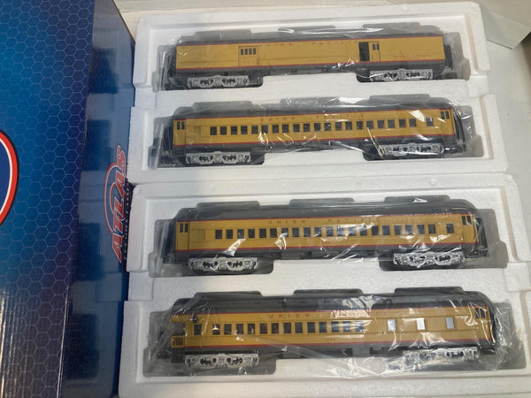 Atlas Premier O Union Pacific 7-Car Madison Heavyweight Set - 3001774A 3001774B 3001775