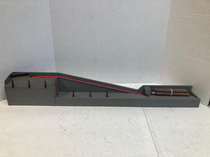 Vintage Lionel 364 Conveyor Lumber Loader w/ lumber load O Scale