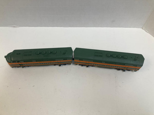 Vintage HO Scale Varney Train Lot – GN Powered A Unit + Dummy B Unit, 13 Freight Cars