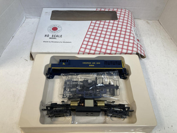 Stewart Hobbies 7000 HO Scale GE U25B Diesel Locomotive C&O Chesapeake & Ohio