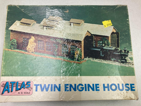 Atlas Twin Engine House HO Scale Kit (774-498)