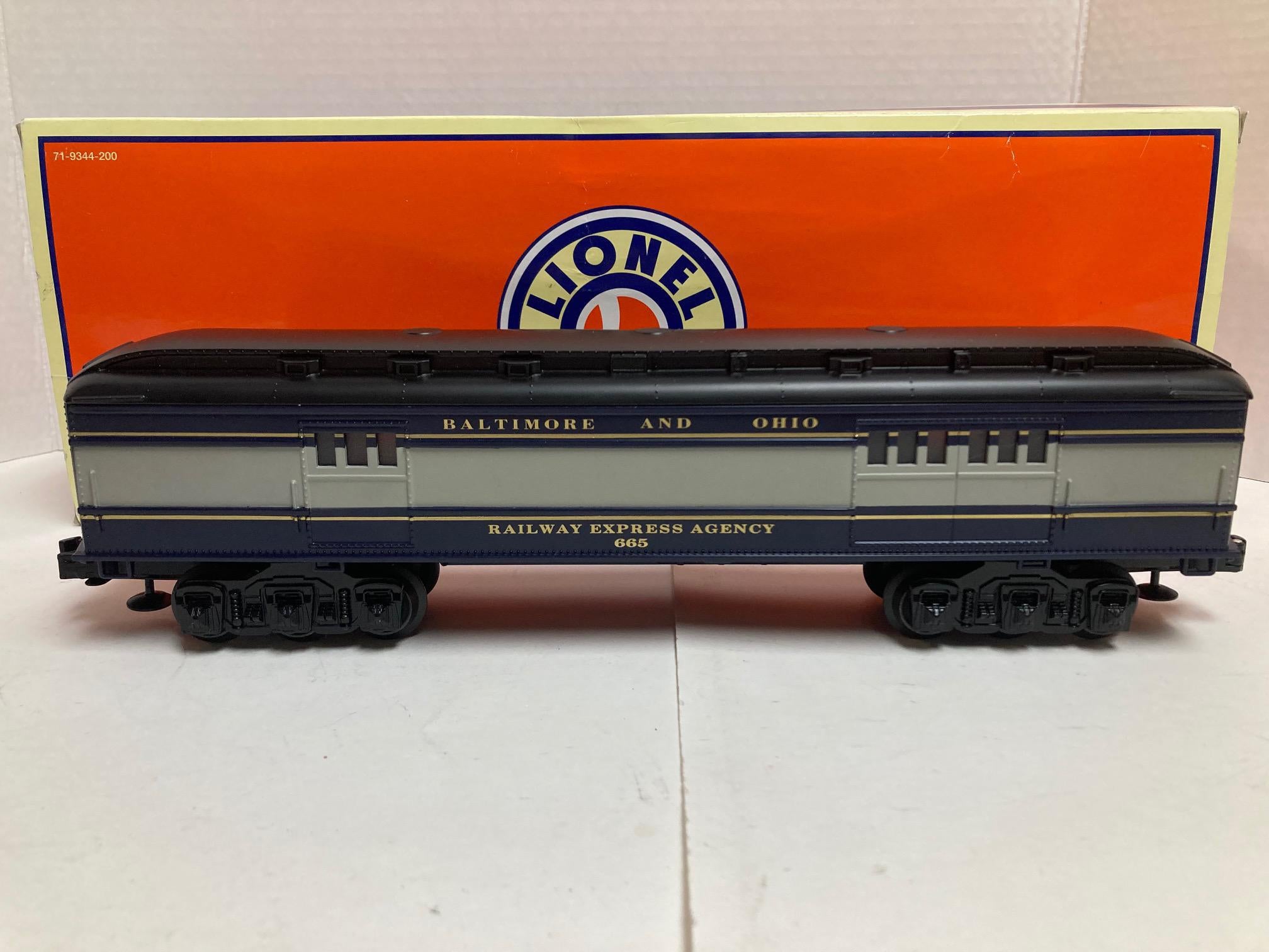 Lionel B&O TrainSounds Baggage Car #665 (6-25176) Baltimore and Ohio Railway Express Agency O Scale