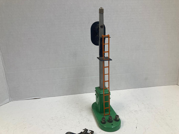 Lionel No. 153 Automatic Block Signal w/ Control – O Gauge – Very Good Condition