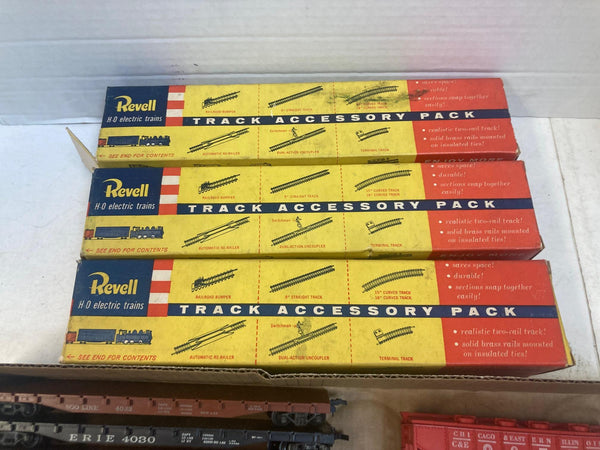 Vintage Revell HO Scale Train Lot: 10 Freight Cars + 36 Pcs 9" Brass Track – Read