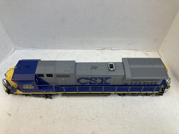 Atlas O Scale CSX GE B40-8 Diesel Locomotive #5937 TMCC