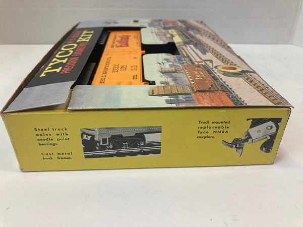 Vintage Tyco Ho Scale Kits "2 Completed/2 Untouched" (K329C, K311Q, K329E, K329H)