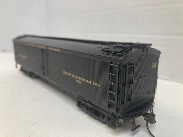 Broadway Limited Imports GACX 53'6" Wood Express Refrigerator Car 1835 NKP #701 Pullman Green – HO Scale – New
