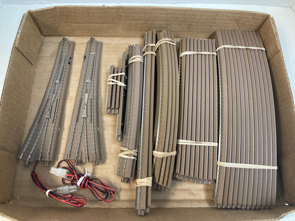 UniTrack Molded Brown N Scale Track Lot: Includes 2 Switches, 6 Straights, 26 Curves