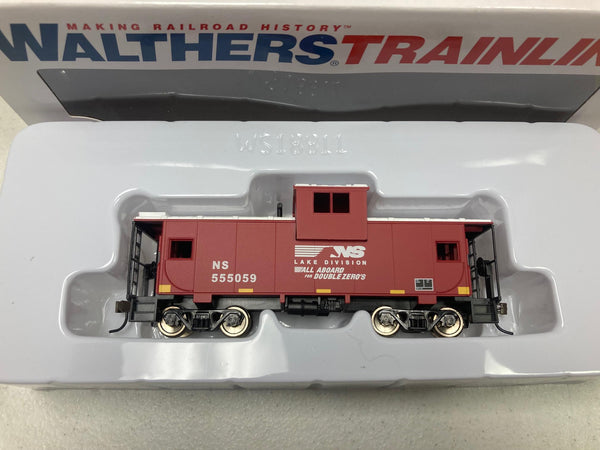 Walthers Norfolk Southern Caboose HO Scale (931-1527)