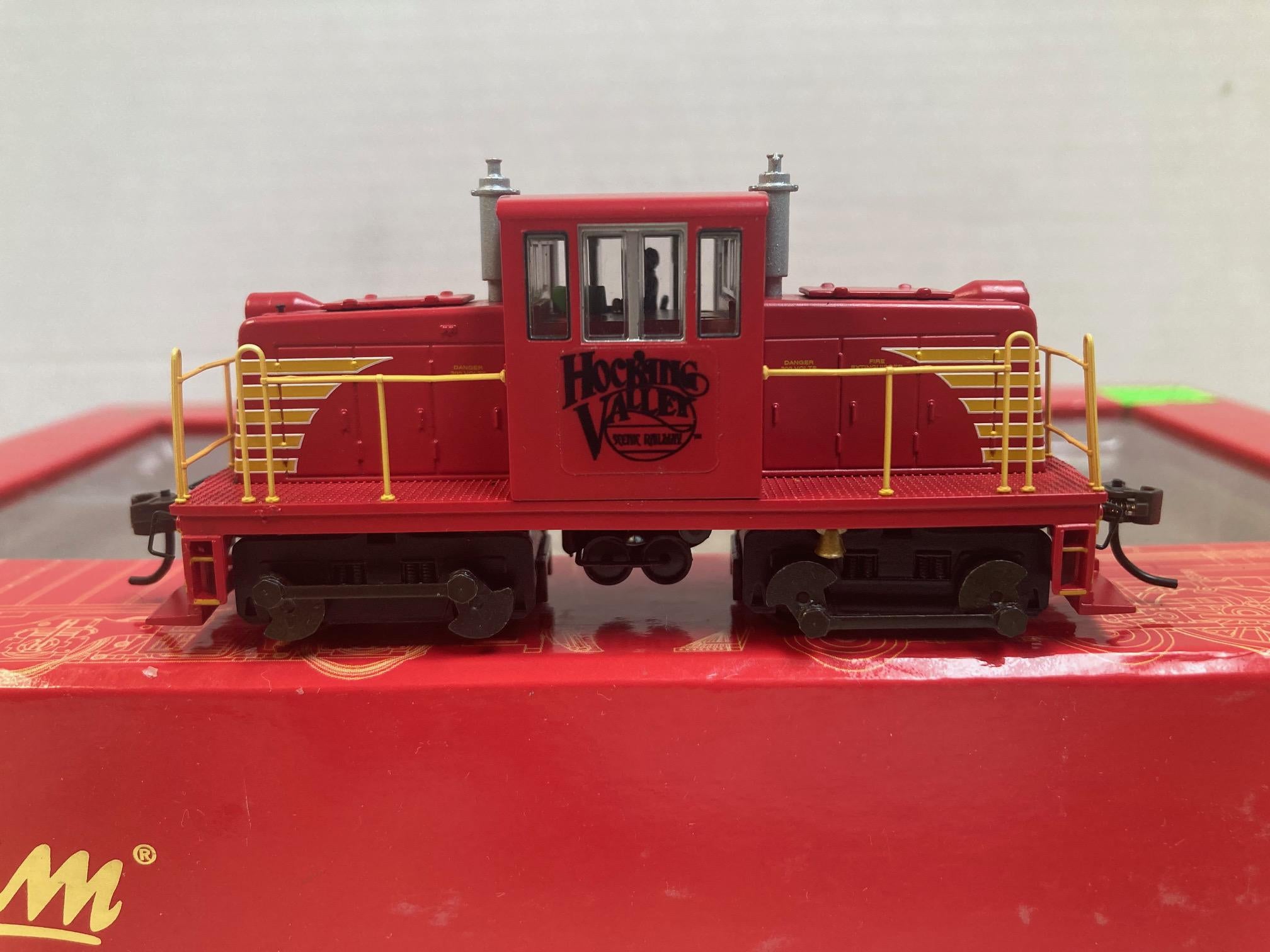 Bachmann Spectrum HO 85203 GE 45-ton Switcher – DCC-Equipped HO Scale Locomotive – Excellent Cond.