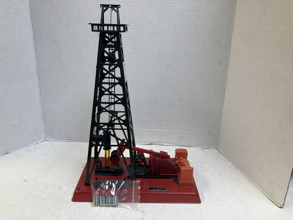Lionel No. 2305 Getty Operating Oil Derrick & Pumper w/ Barrels & Control Switch