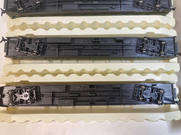 AHM Rivarossi HO Northern Pacific Passenger Car Lot (4) - x3 Sleepers, Observation