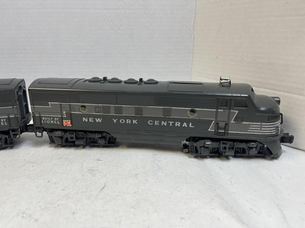 Lionel Postwar 2333 New York Central F3 AA Diesel Set - Wire Mesh Vents - Tested