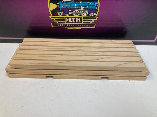 MTH Tinplate Traditions No. 211 Flat Car 10-1071 – Black w/ Nickel Trim & Authentic Wood Load – NOS