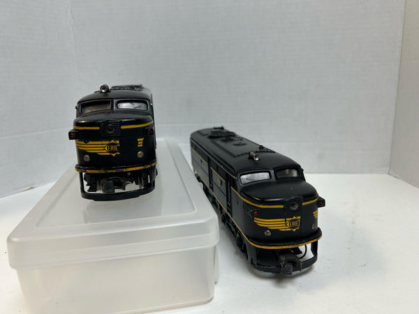 Lionel 2032 Erie AA Diesel Locomotive Set – Tested, Clean, Postwar