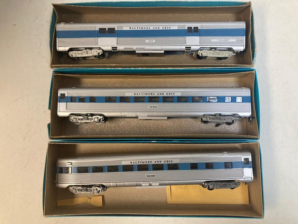 Athearn HO Baltimore & Ohio 3-Car Passenger Set - Baggage, Coach, Observation