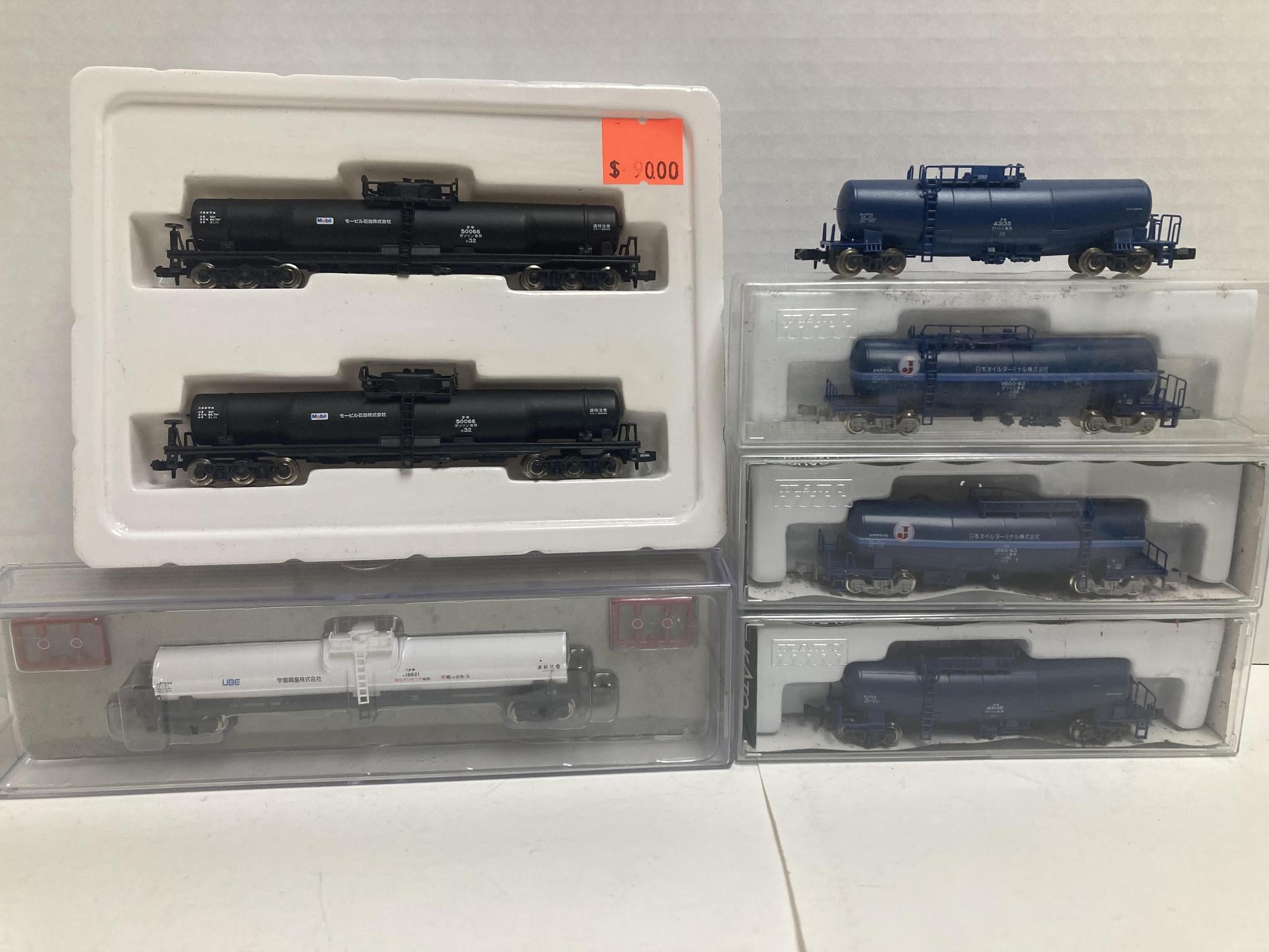 KATO  Japanese Tank Car Bundle N Scale (7 Car Bundle)