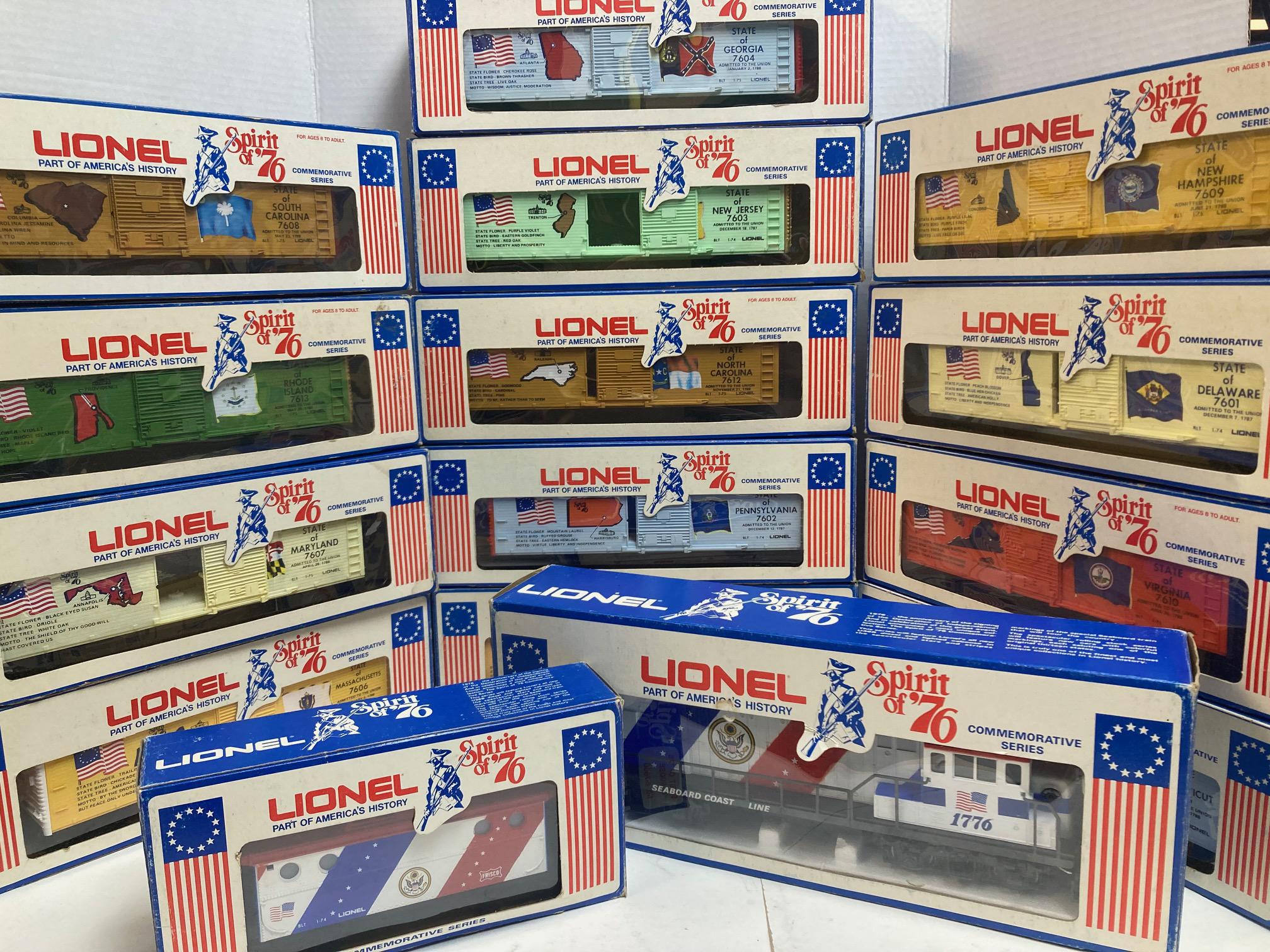 Lionel "Spirit of '76" BiCentennial Set: Engine W/13 State Box Cars+Caboose (1776, 7600-7613)