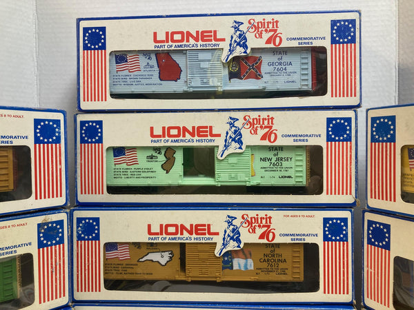 Lionel "Spirit of '76" BiCentennial Set: Engine W/13 State Box Cars+Caboose (1776, 7600-7613)