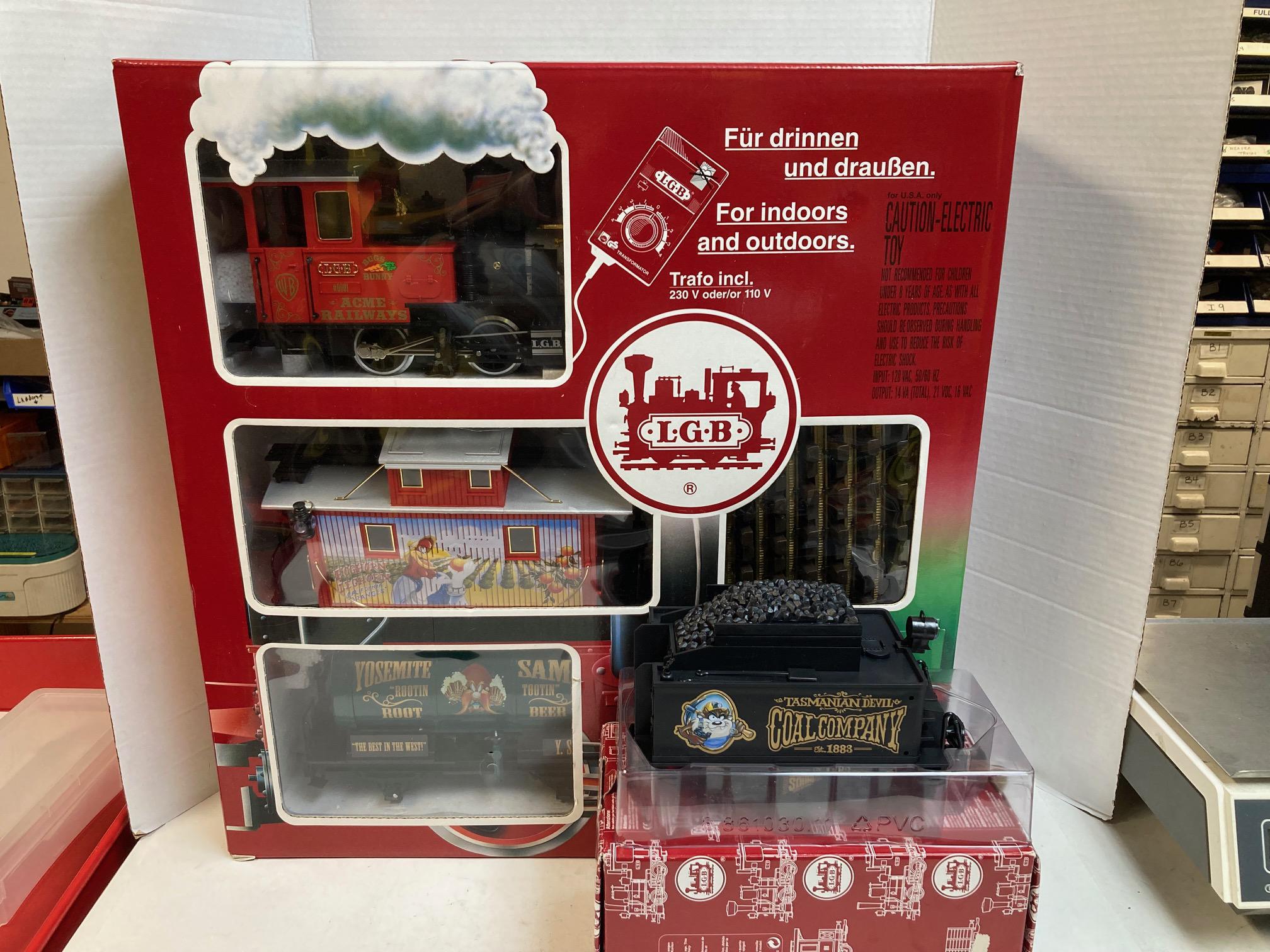 LGB Looney Tunes Train Bundle 72997 & 69772 – LNIB Only Test ran– G Scale