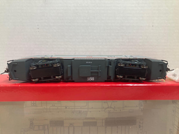 Bachmann Spectrum HO 83013 Amtrak Acela HHP-8 #663 – DCC On Board – No Sound – Excellent Condition