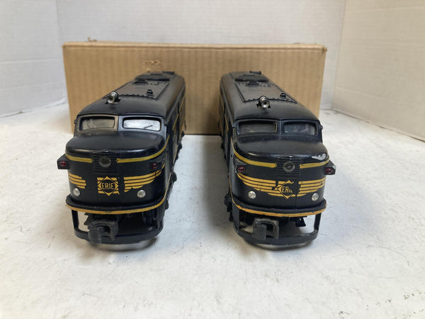 Vintage Lionel Lines No. 2032 Erie Alco Twin Diesel Locomotives AA Set w/ Box