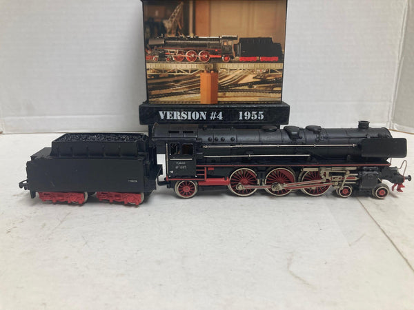 Marklin F800/3008 4-6-2 1955 Version #4 "Vintage In Original Wooden Box" Good Condition NR.01 097