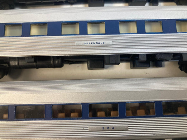 Model Power HO Canadian National 4-Car Budd Set - CN / VIA Rail Era - Interiors