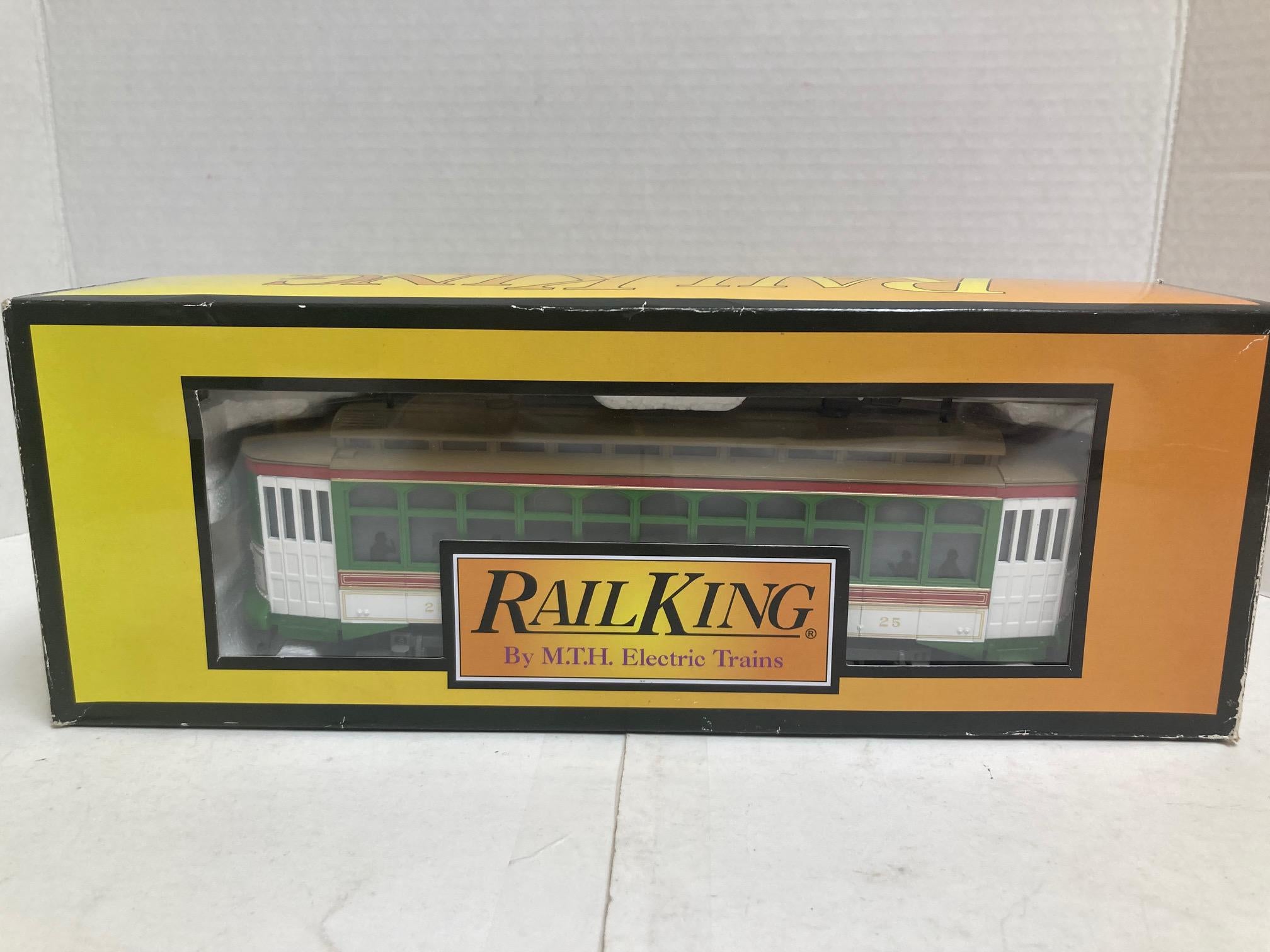 MTH Rail King Christmas Brill Semi-Convertible Trolley (30-5174-1) Sounds