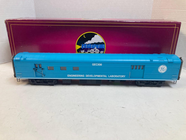 MTH Premier 20-2986A GE Evolution 70' Streamlined RPO Passenger Car - READ