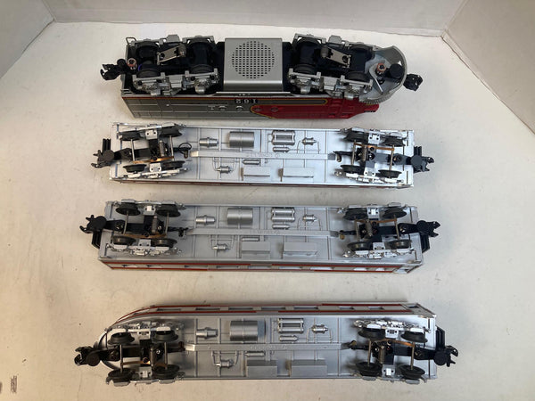Lionel “The Chief” Santa Fe Passenger Train Set – 162 Loco, 3155, 3157, 3261 Cars – Lights Work – Conventional Power – No Box